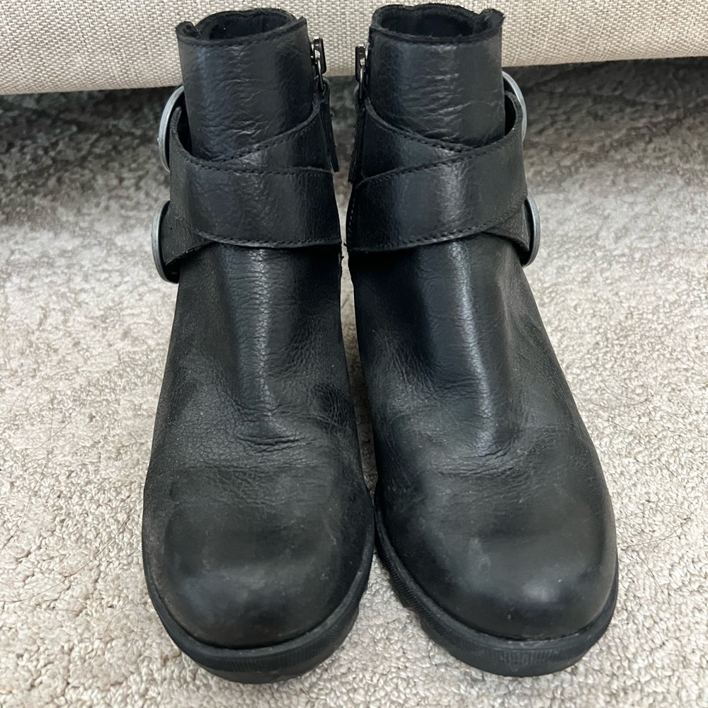 Sorel Joan of Arctic Boots Size 7.5
